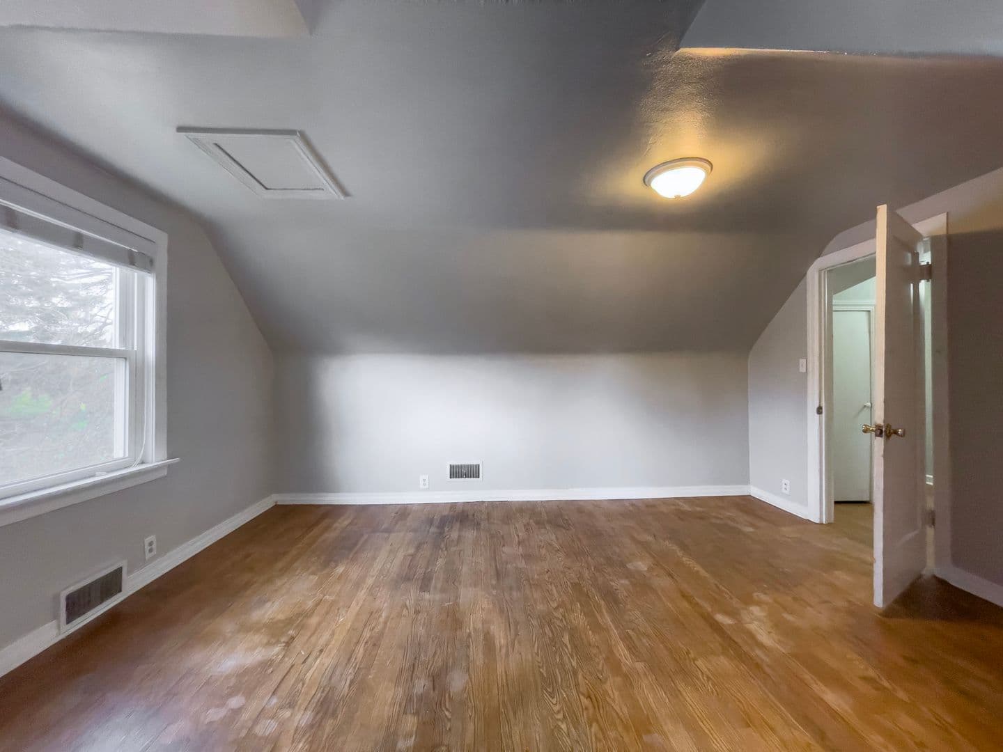 Muncie House: 1408 N Mann Ave