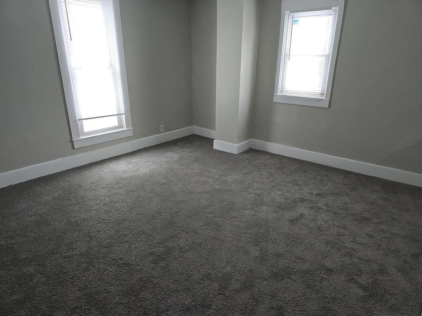 Muncie House: 808 N Jefferson St