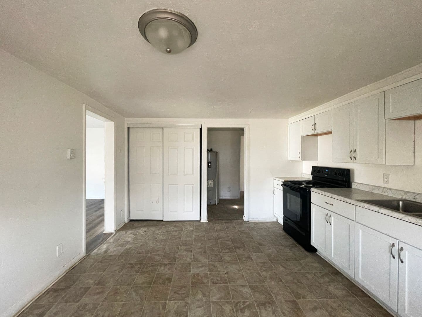 Muncie House: 2509 E 16th St