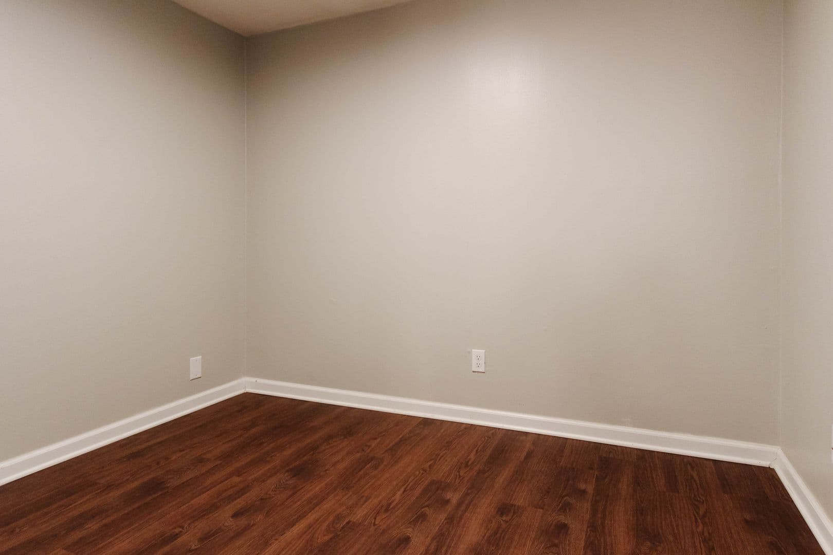 Muncie Apartment: 715 S. Cole Ave.