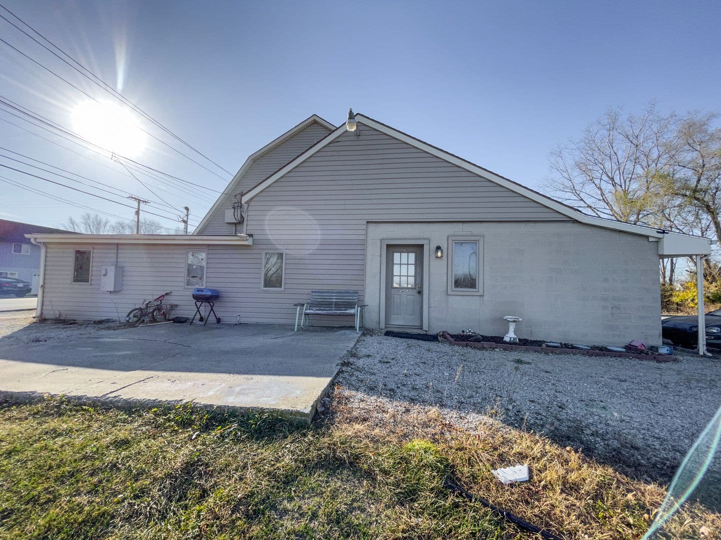 Muncie Apartment: 9012 W Jackson St