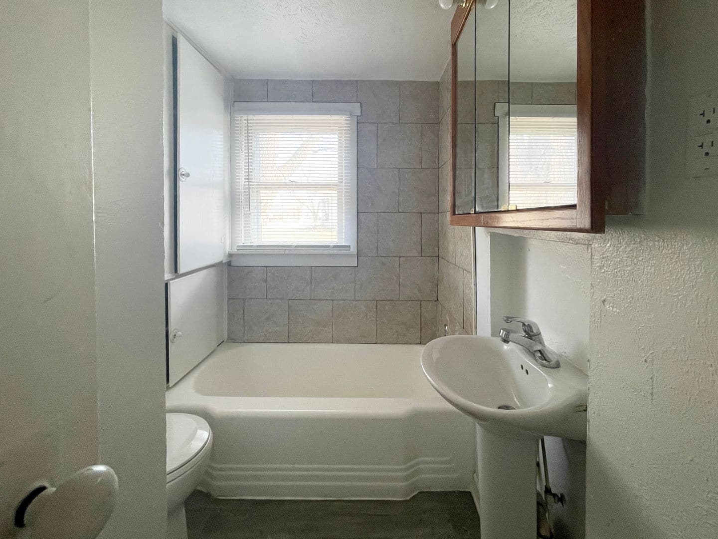 Muncie House: 2509 E 16th St