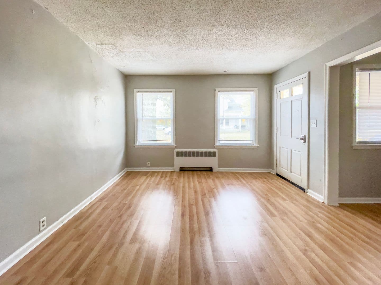 Muncie Apartment: 1518 W Main Street Apt. 4