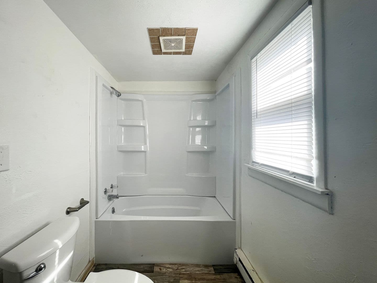 Muncie House: 2509 E 16th St