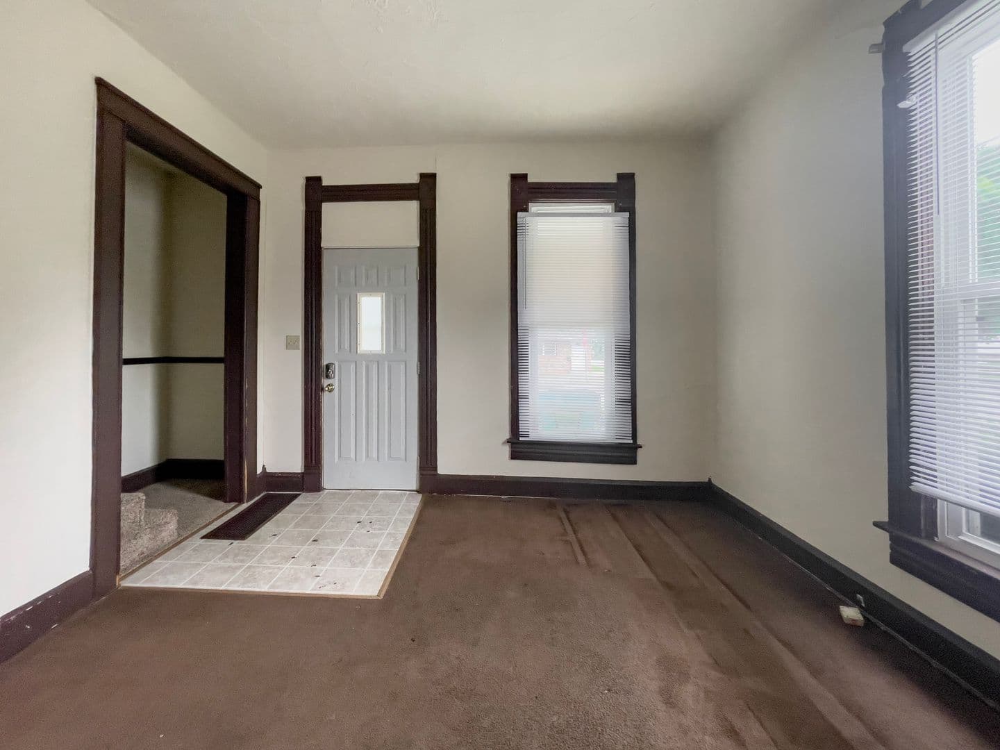 Muncie Apartment: 826 W Ashland Ave