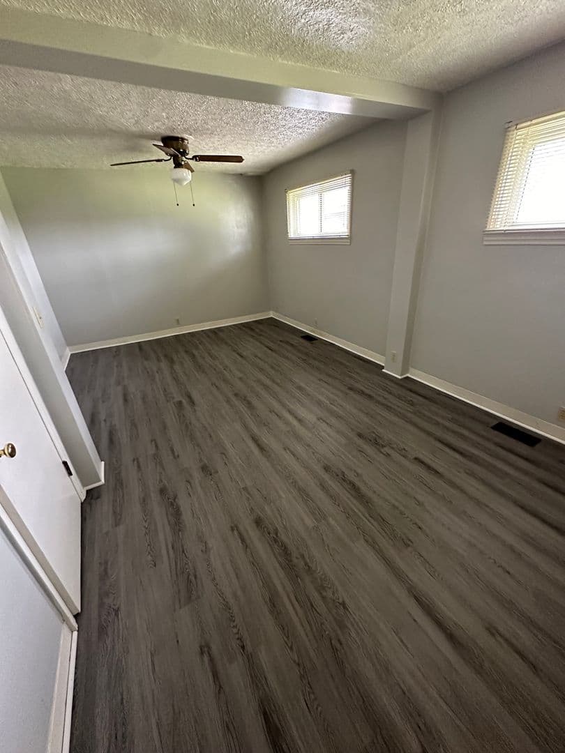 Muncie Apartment: 7701 S St Road 67