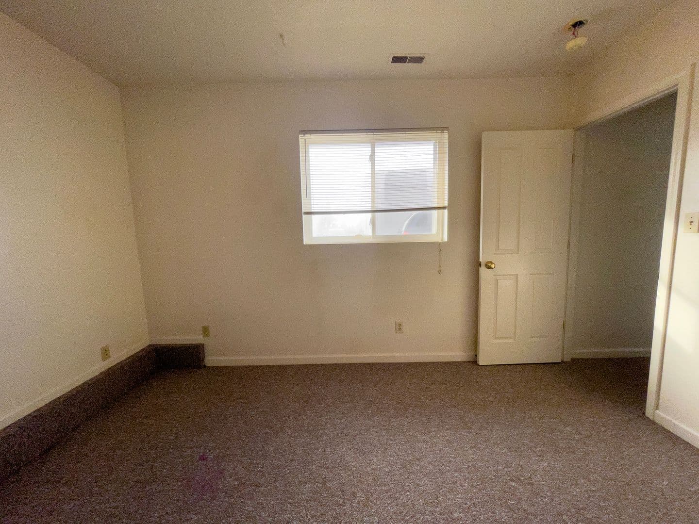 Muncie Apartment: 9011 W Jackson St