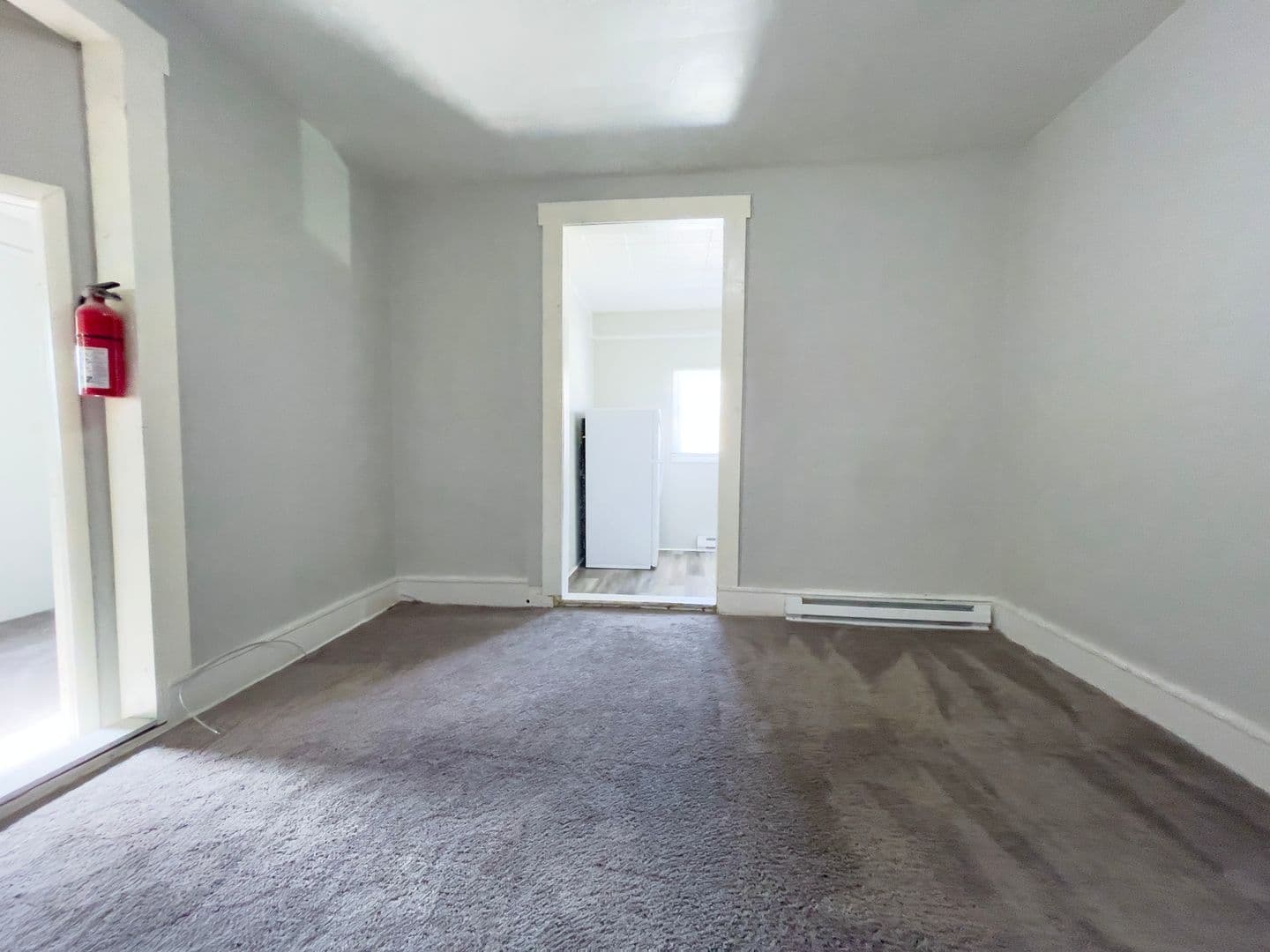 Muncie Apartment: 216 N McKinley Ave.
