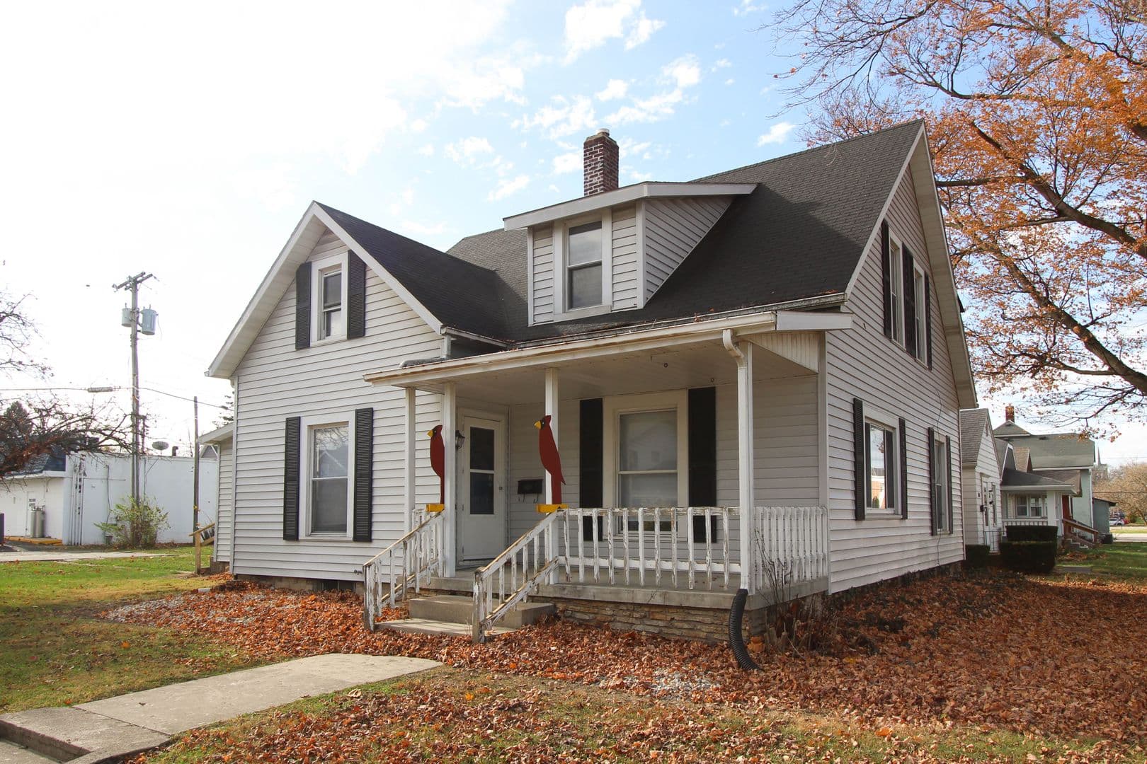 Muncie House: 1801 W Main St.