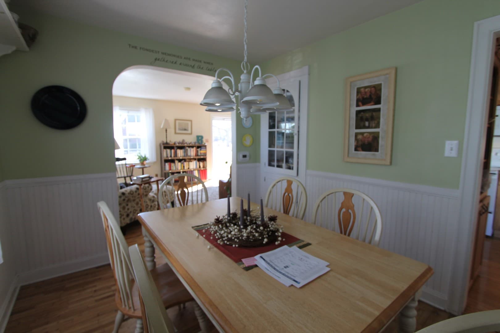 Muncie House: 2012 West Petty Road