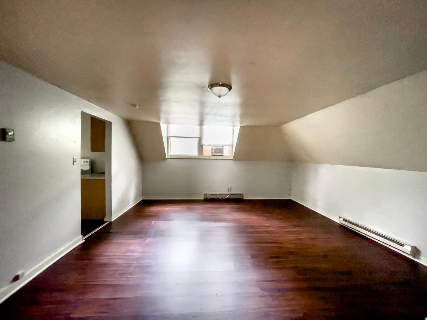Muncie Apartment: 815 W University Ave