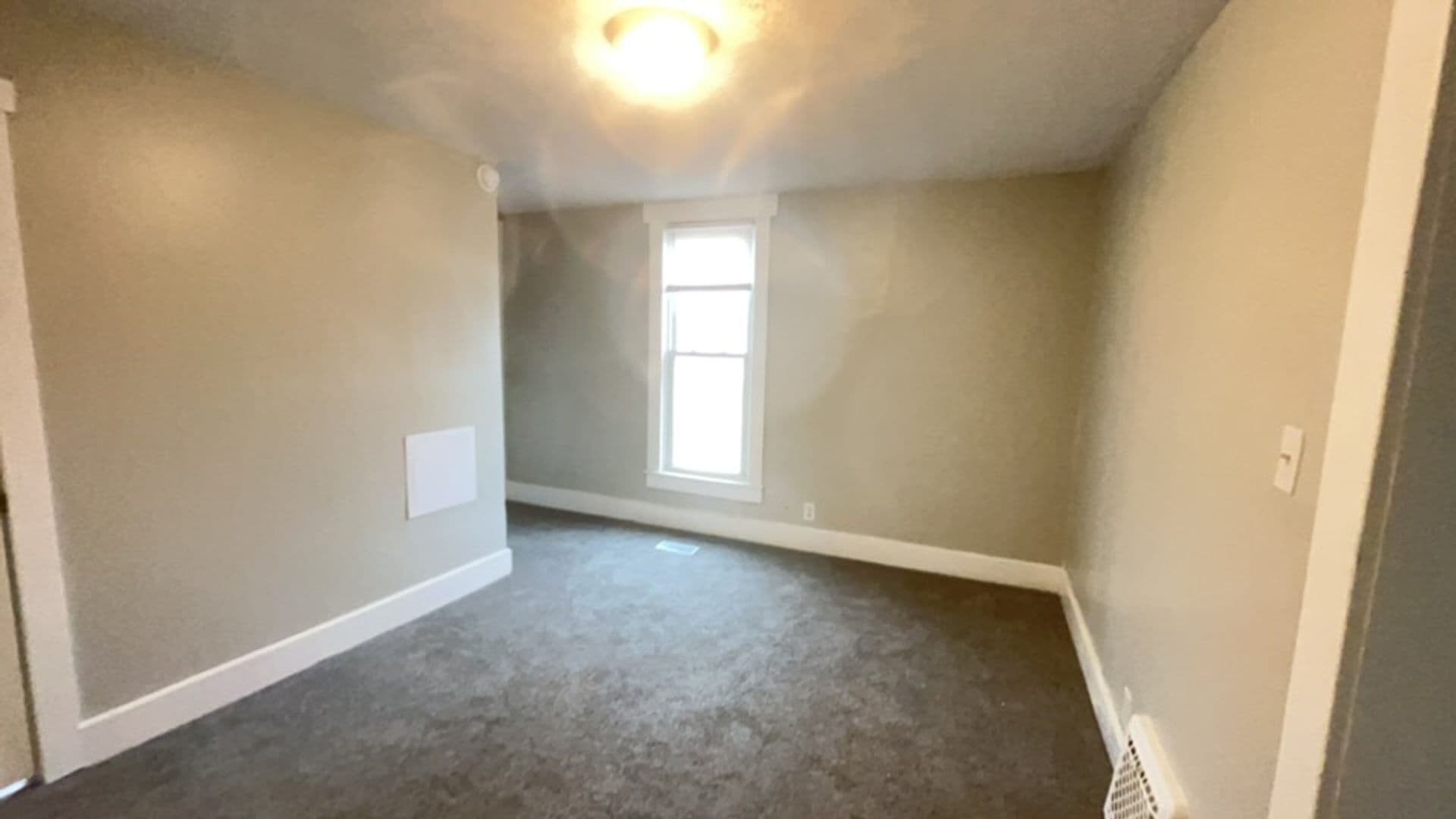 Muncie House: 808 N Jefferson St
