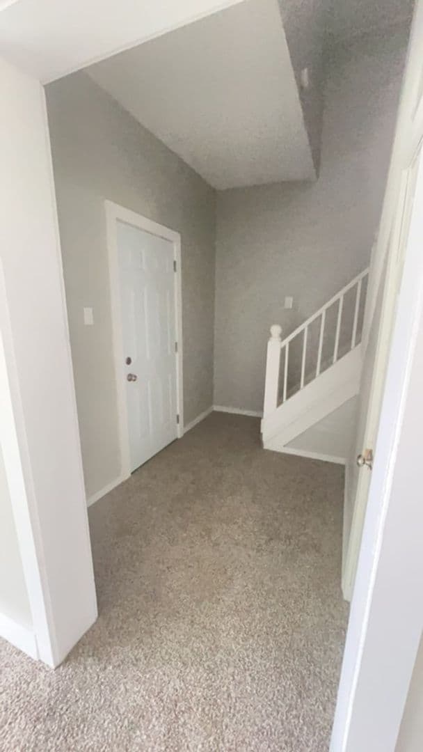 Muncie House: 2918 S Jefferson St
