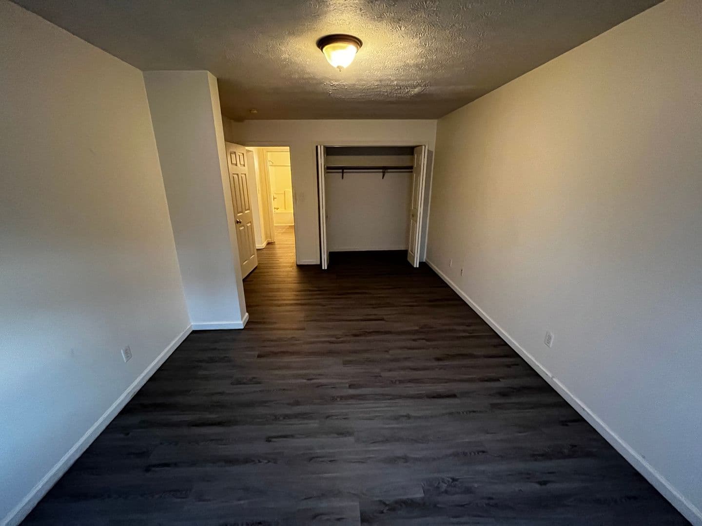 Muncie Apartment: 9021 W Jackson St