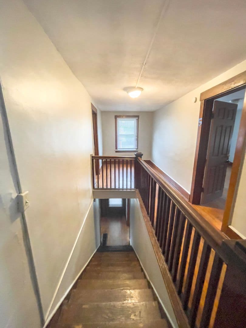 Muncie House: 1405 W Jackson St