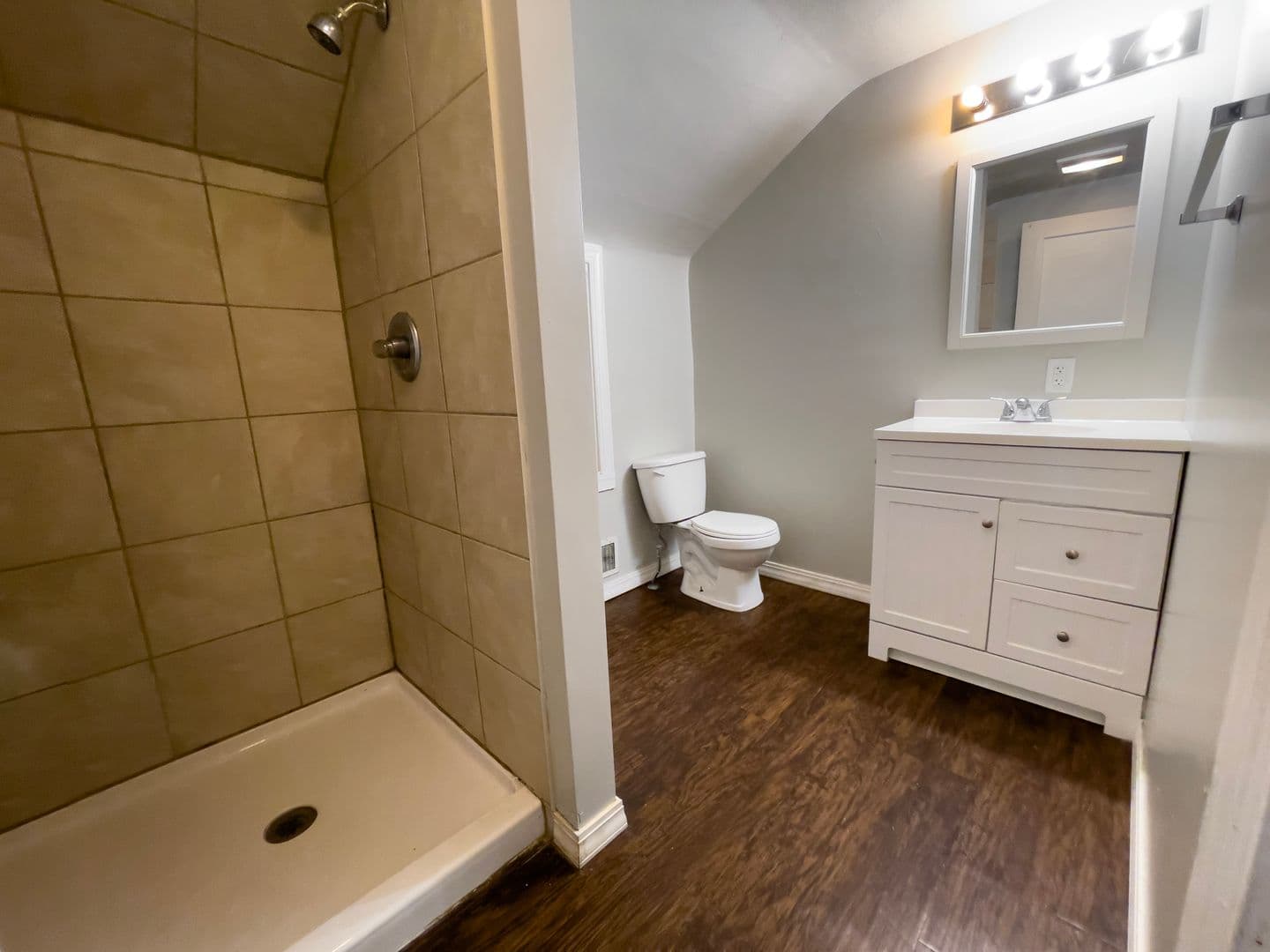 Muncie House: 1408 N Mann Ave