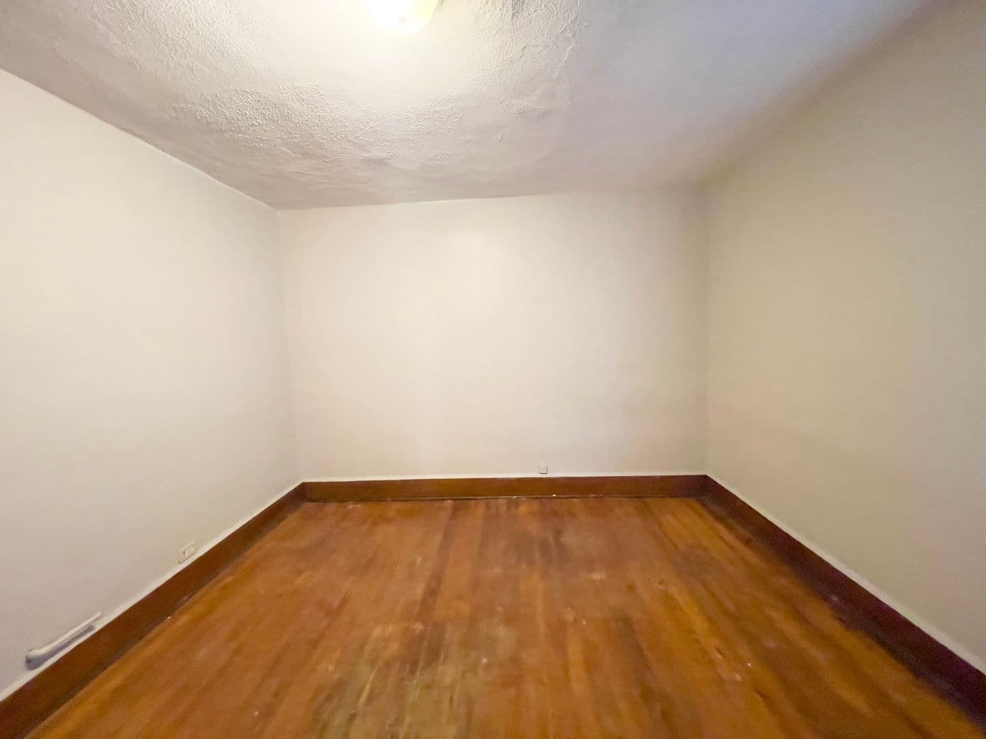 Muncie House: 1405 W Jackson St