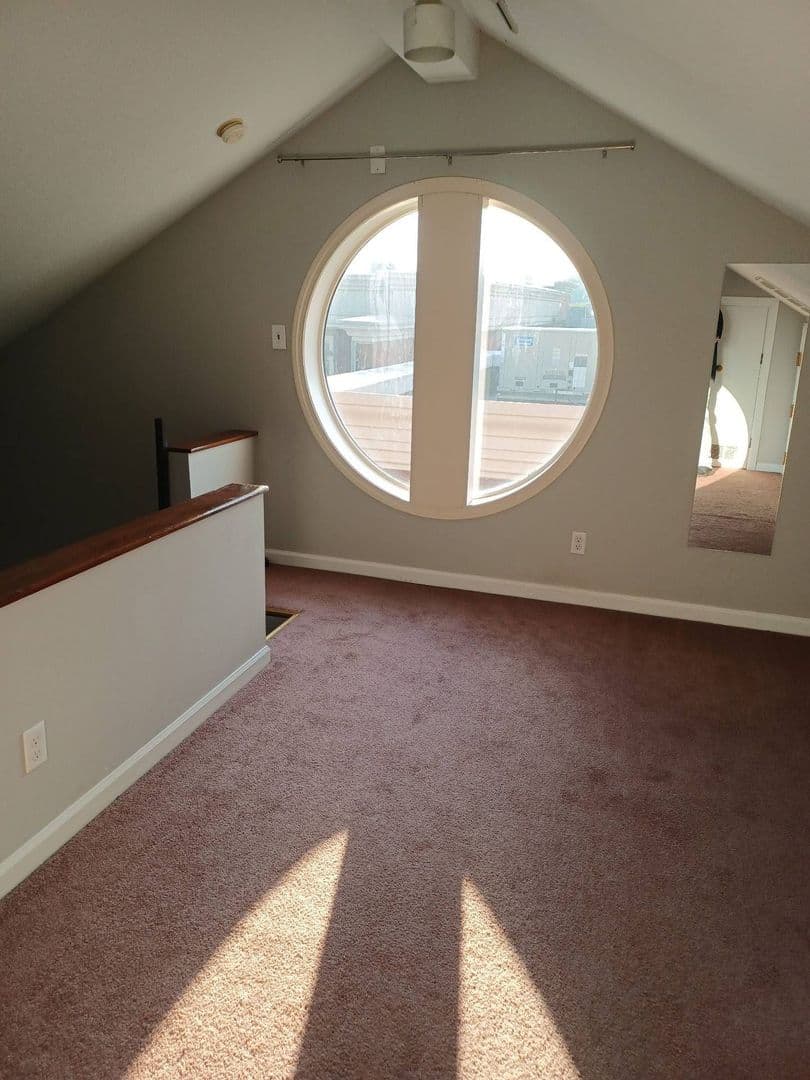 Muncie Apartment: 1712 W University Ave