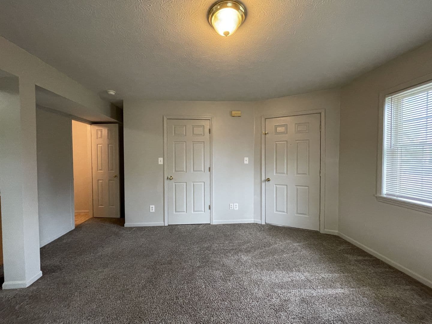 Muncie Apartment: 1413 W University