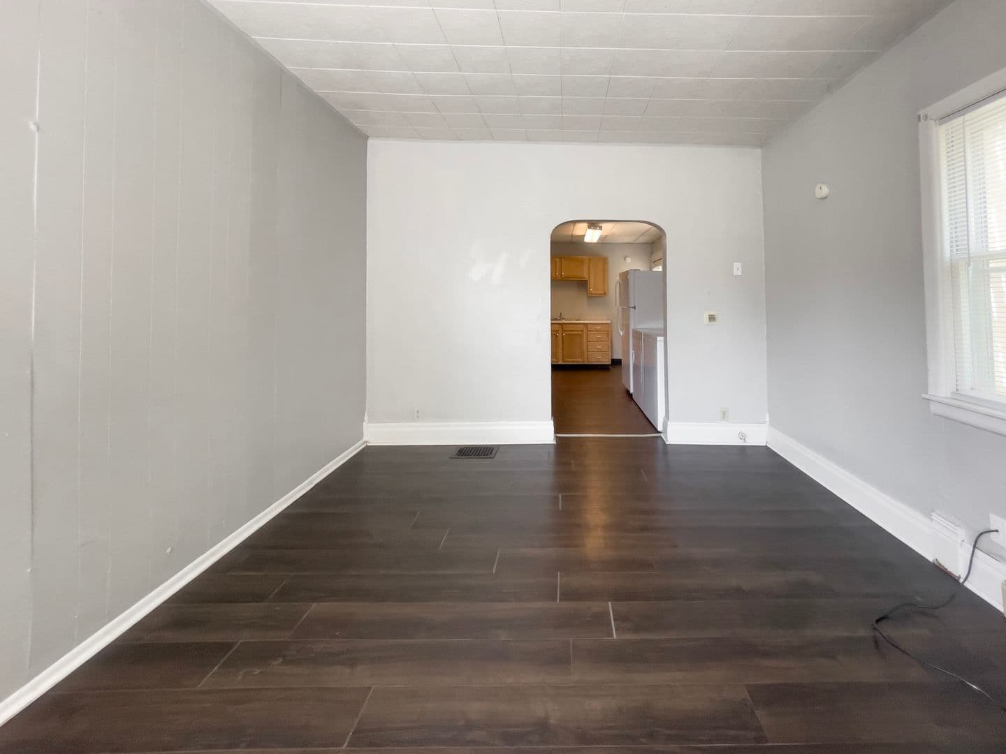 Muncie Apartment: 824 W University Ave.