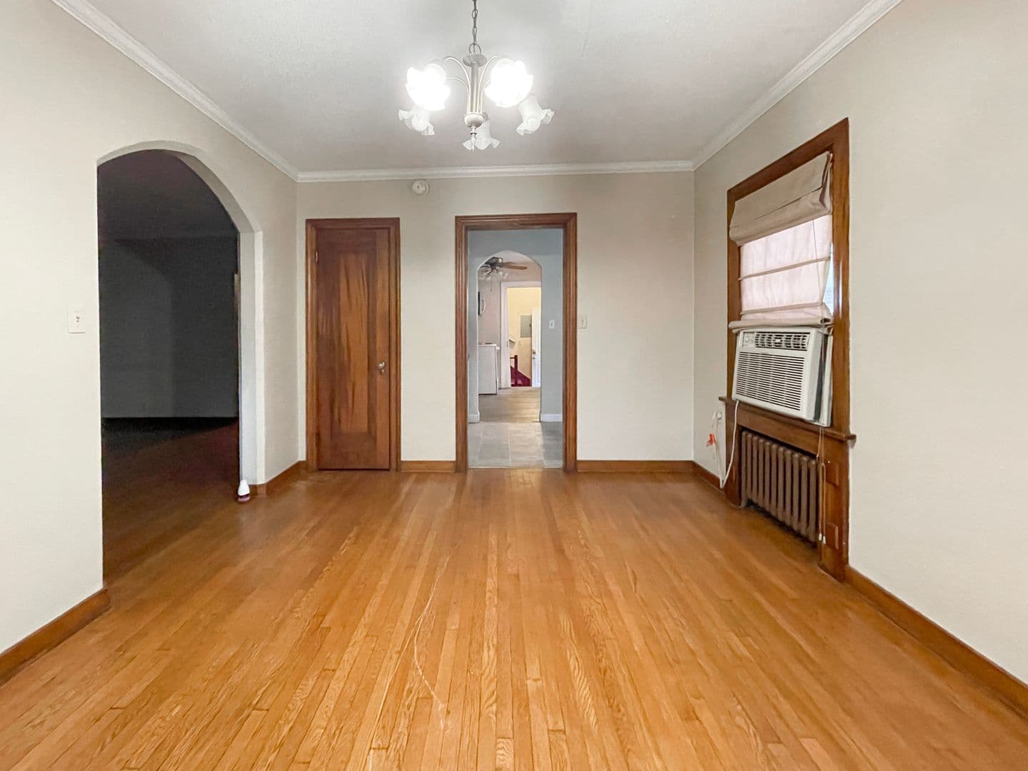 Muncie House: 712 W. University Ave.