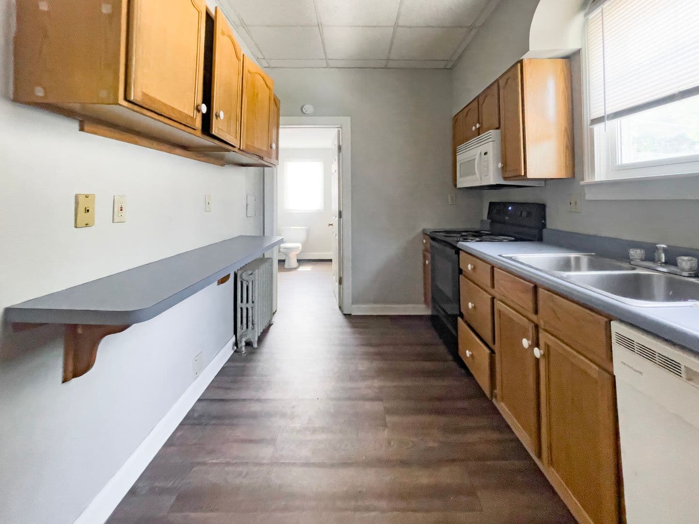 Muncie Apartment: 805 W. University Ave. #3