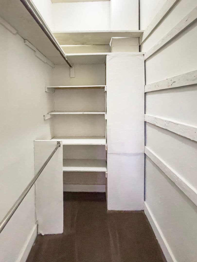 Muncie Apartment: 826 W Ashland Ave