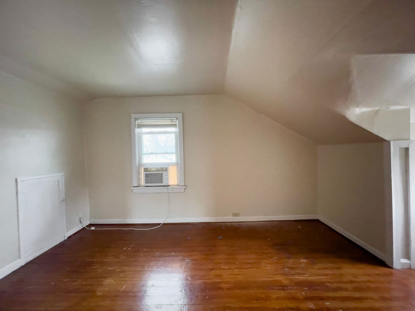 Muncie House: 215 S. Talley Ave