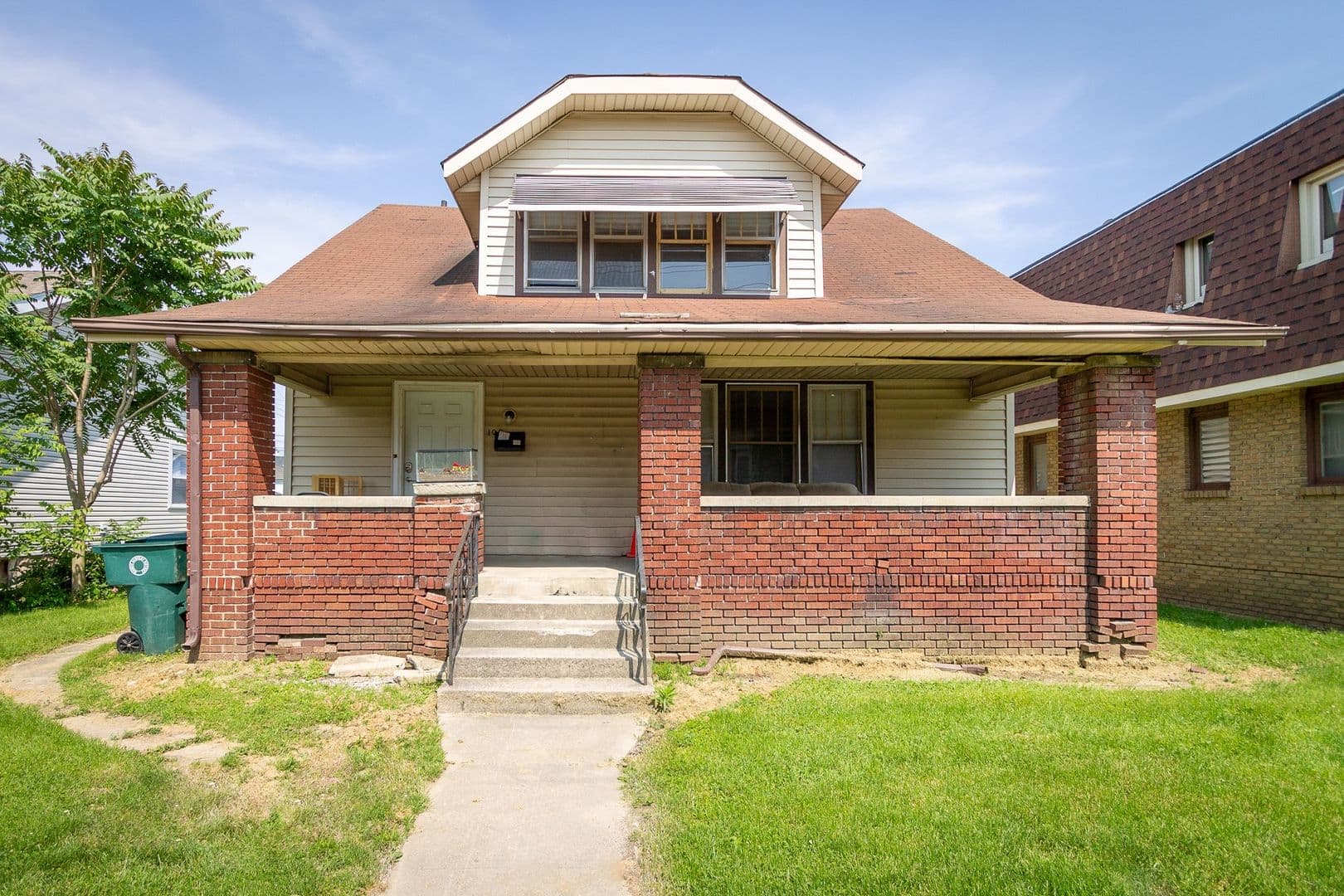 Muncie House: 108 N McKinley Ave