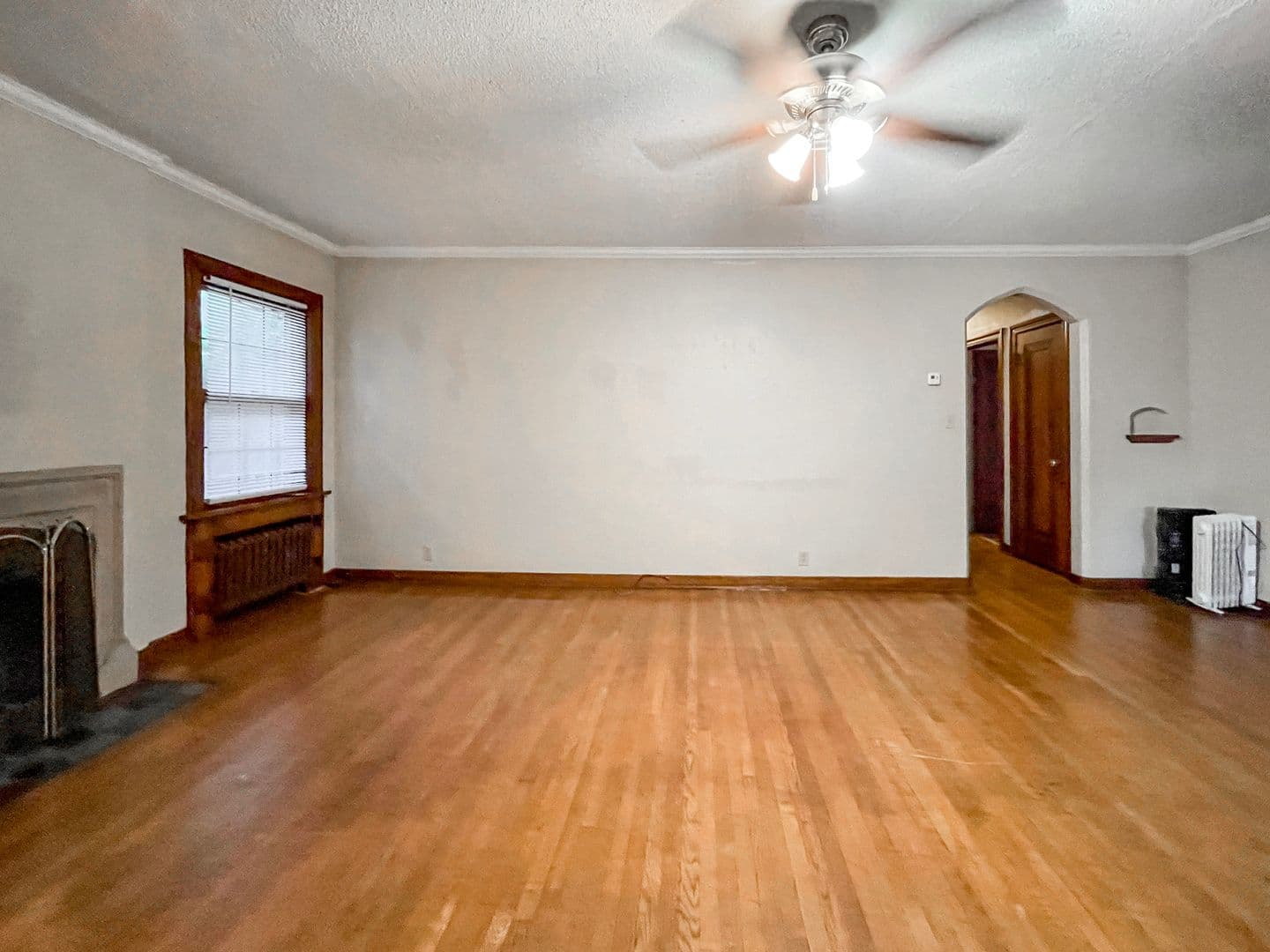 Muncie House: 712 W. University Ave.