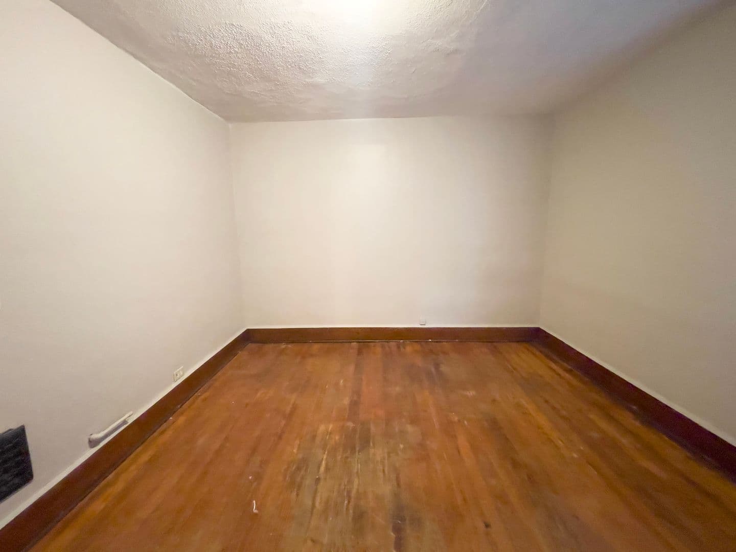Muncie House: 1405 W Jackson St