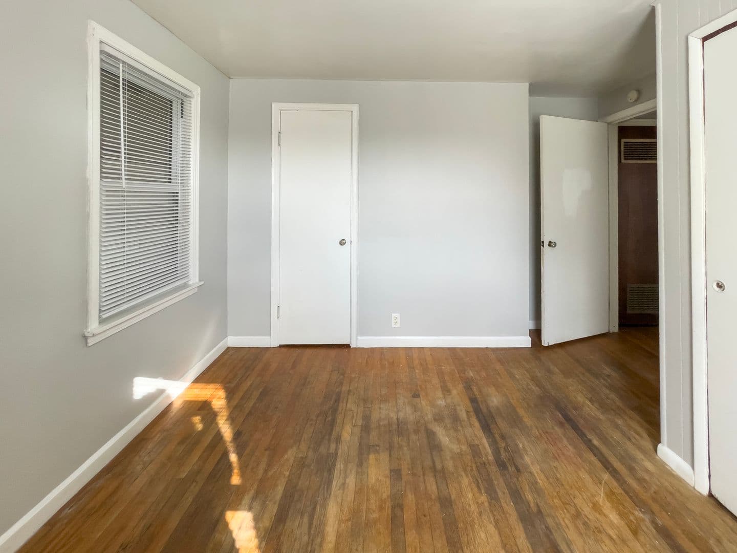 Parker City House: 10823 SR 32