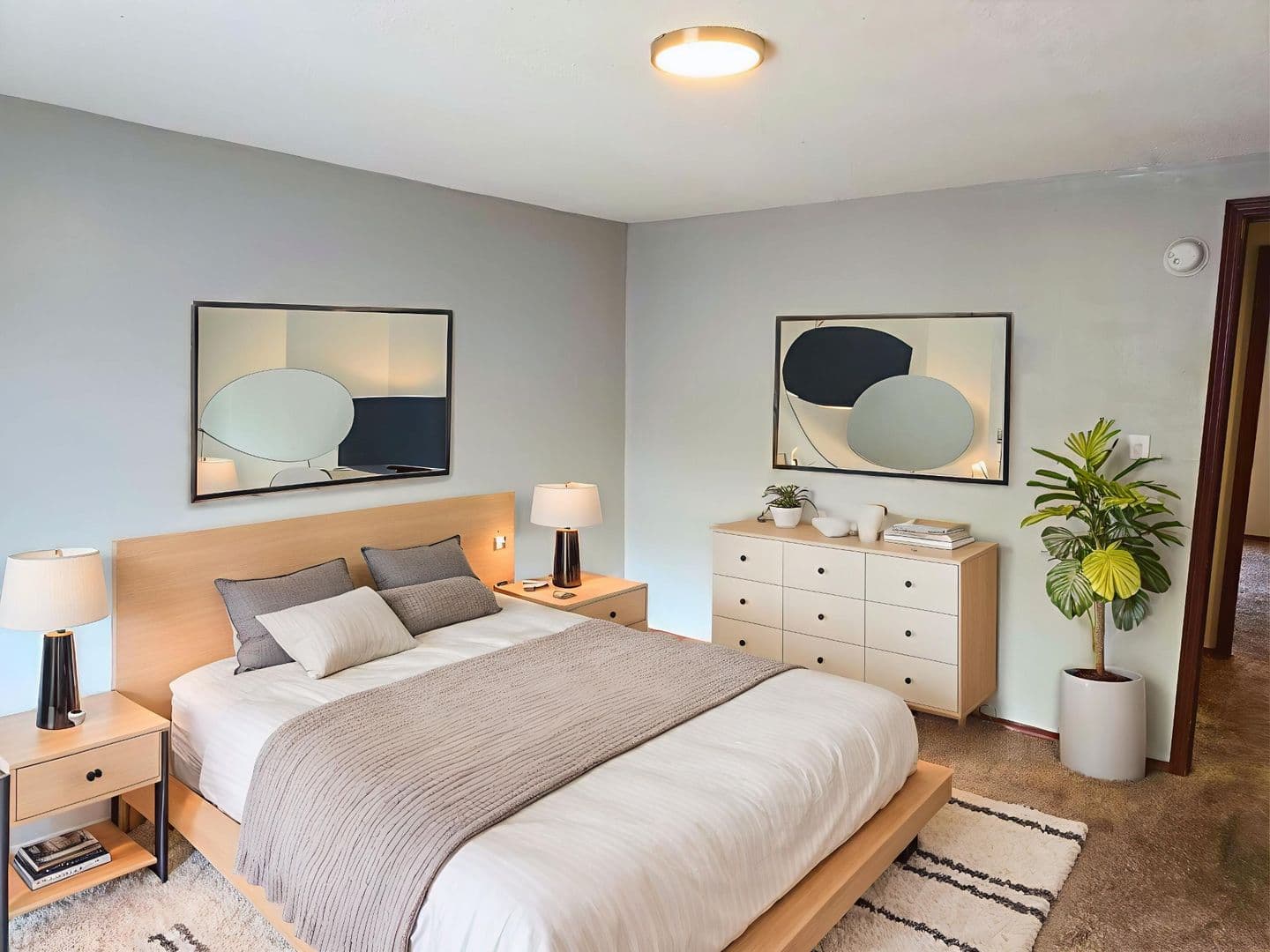 Muncie Apartment: 222 W Centennial Ave