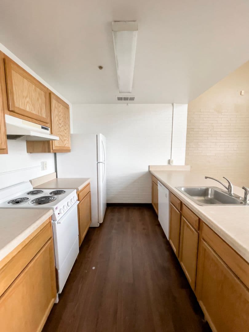 Muncie Apartment: 301 W 13th St