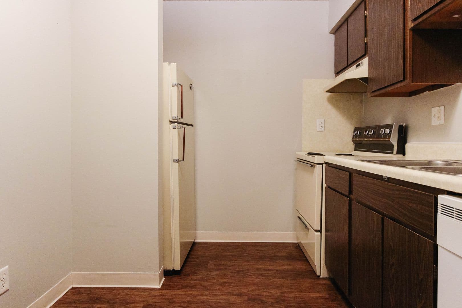 Muncie Apartment: 1408 W White River Blvd