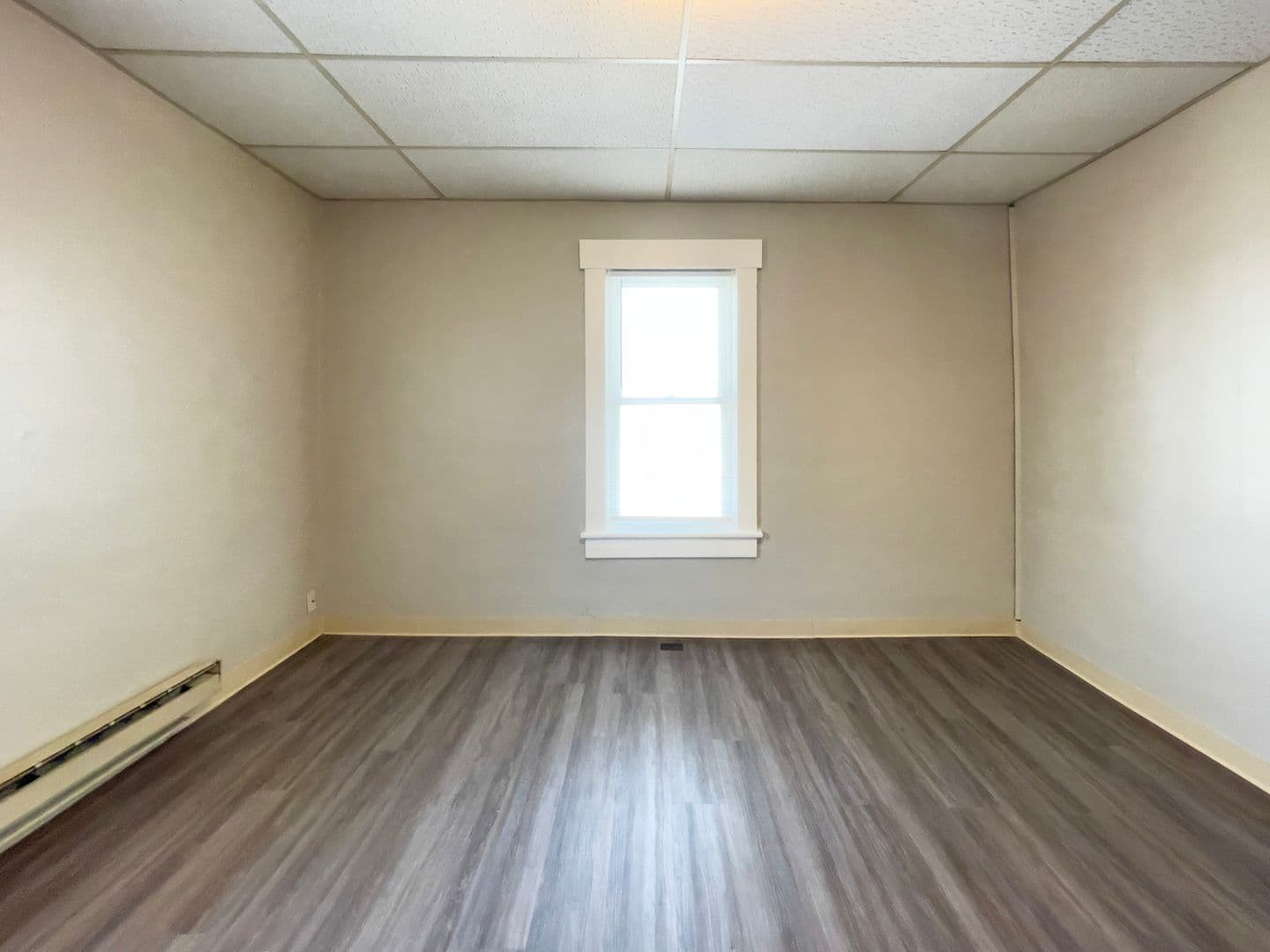 Muncie Apartment: 1924 W Jackson St