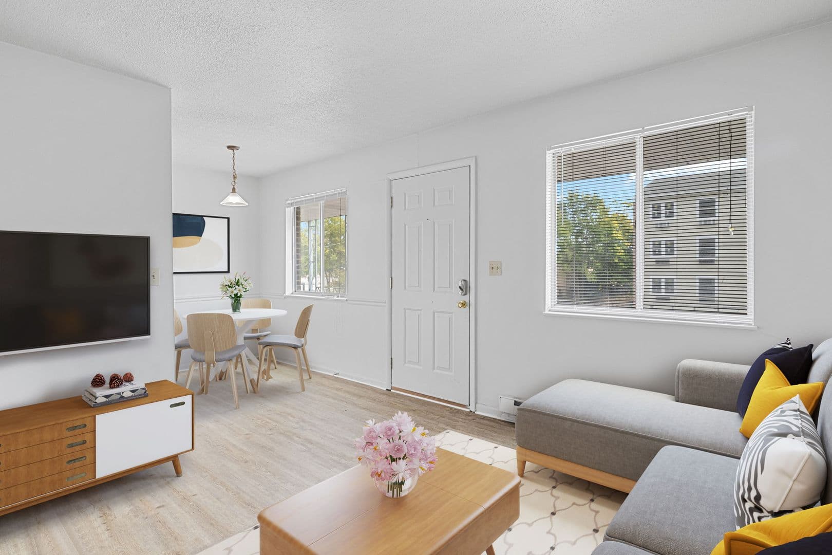 Muncie Apartment: 1204 W Bethel Ave