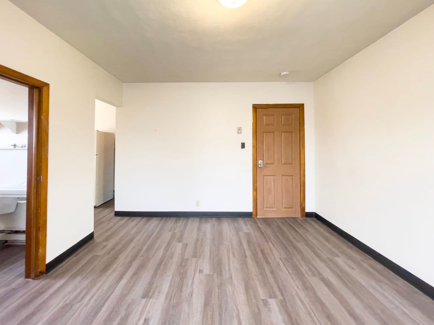 Muncie Apartment: 1924 W Jackson St