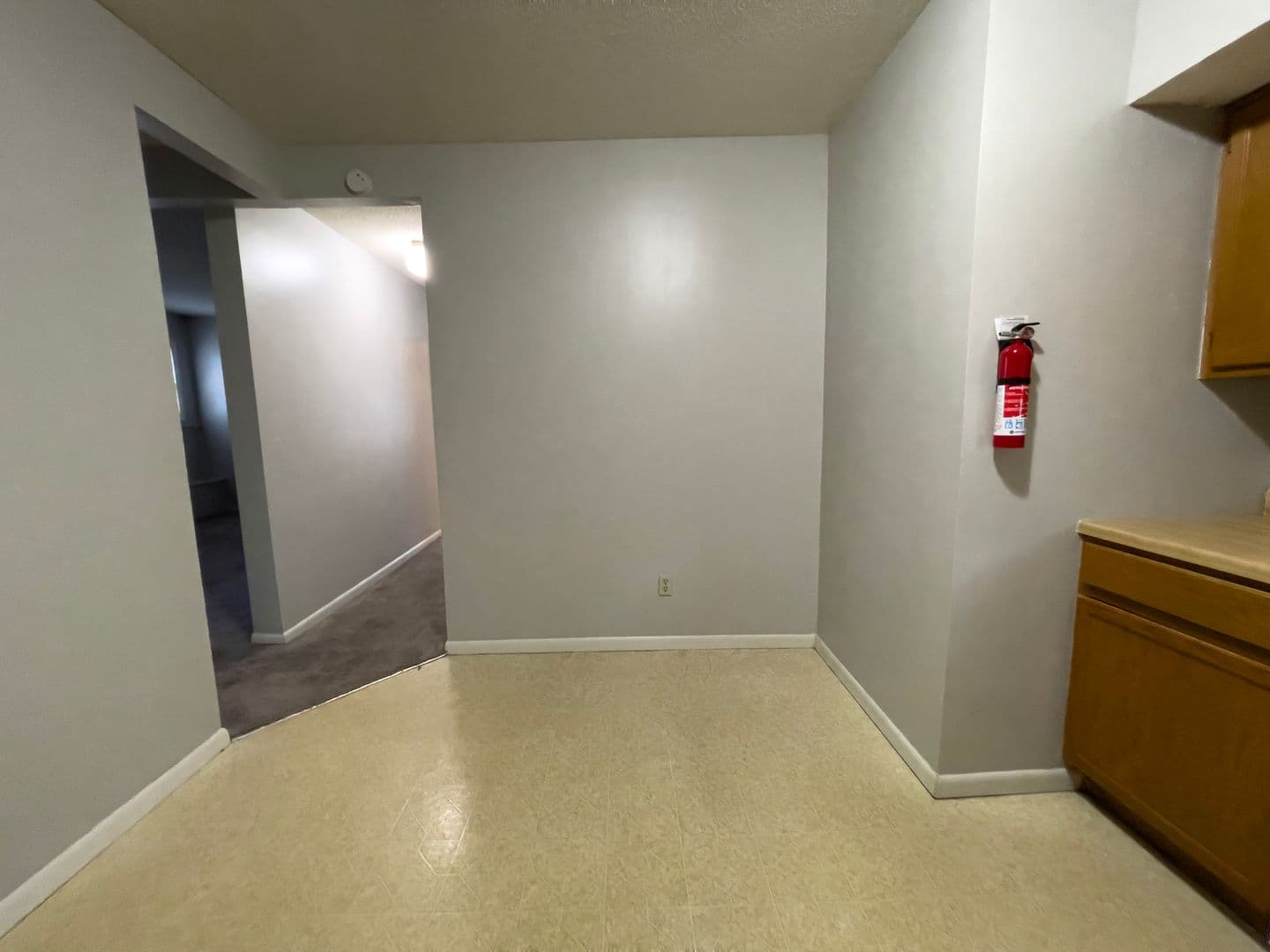 Muncie Apartment: 1409 W Jackson St