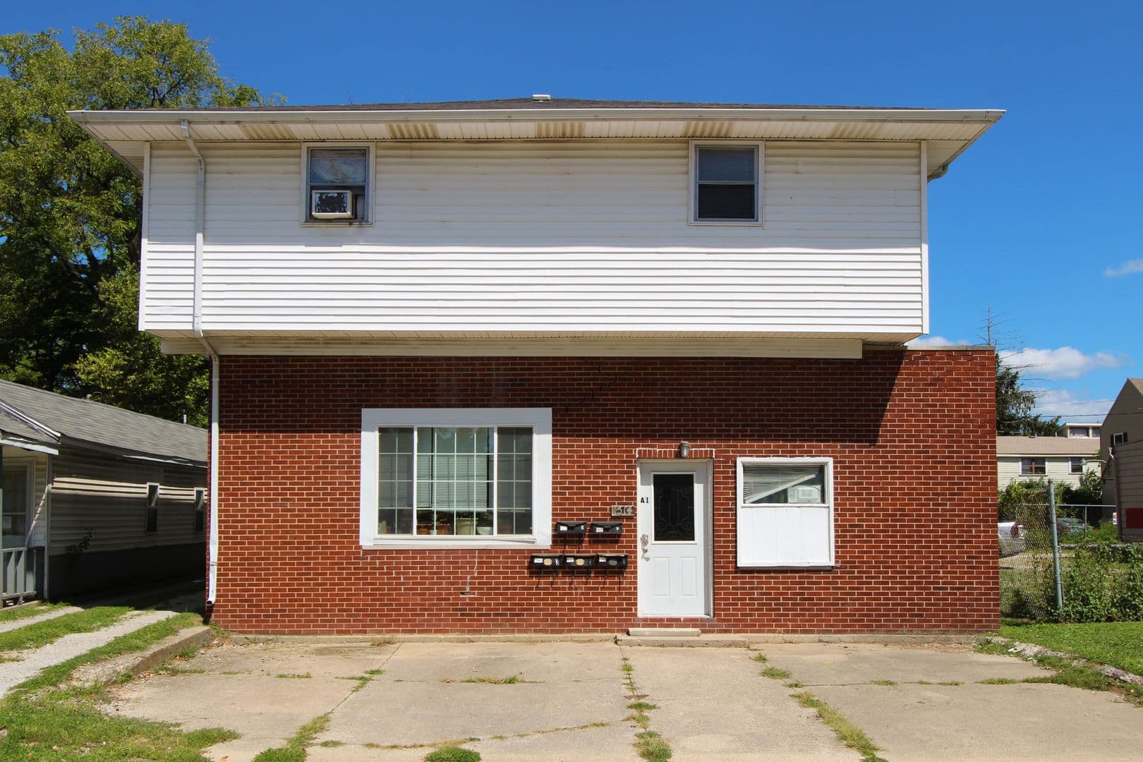 Muncie Apartment: 1514 W. Jackson St. Apt. 4