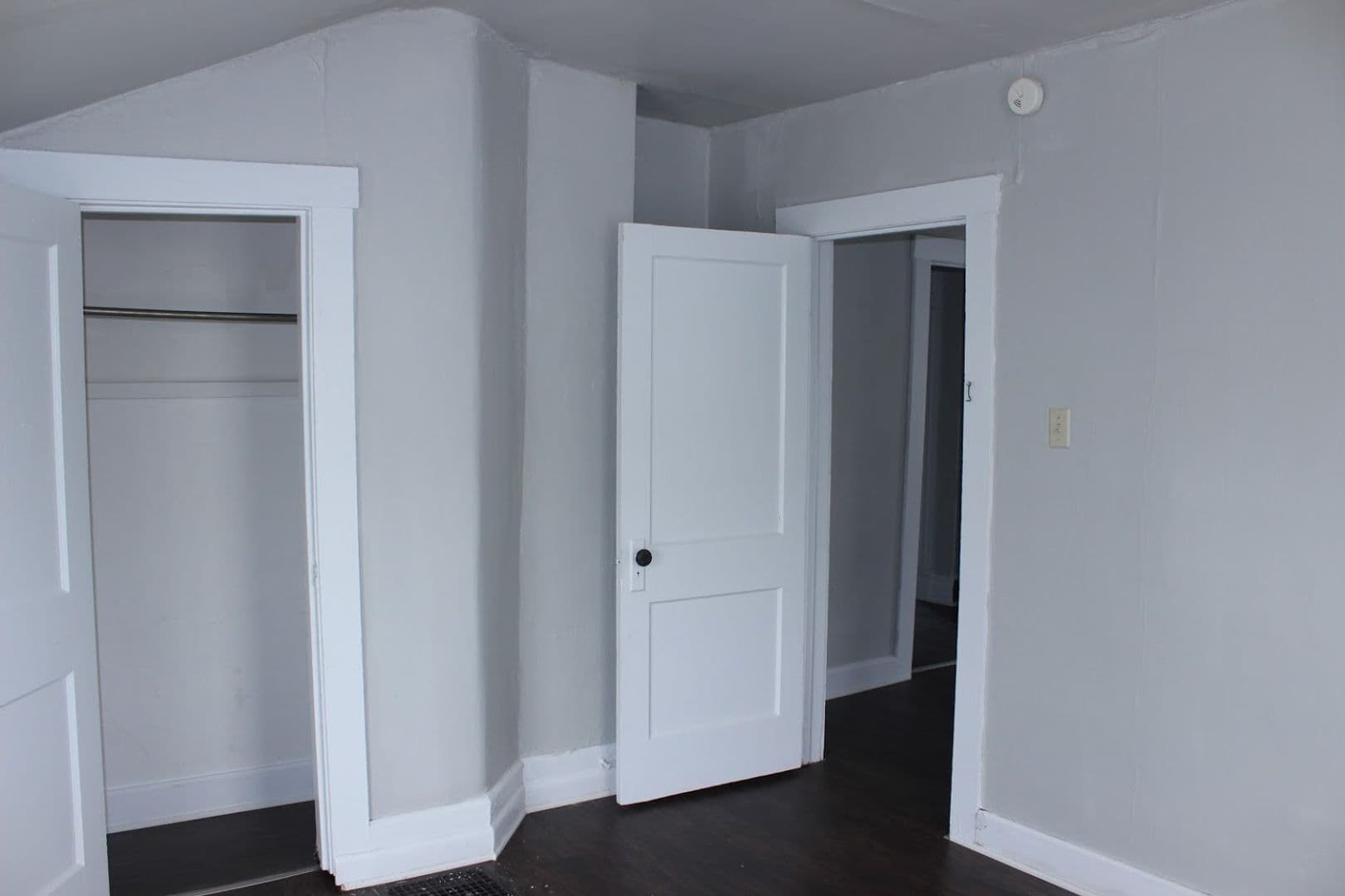 Muncie Apartment: 1507 1/2 W. Jackson St.