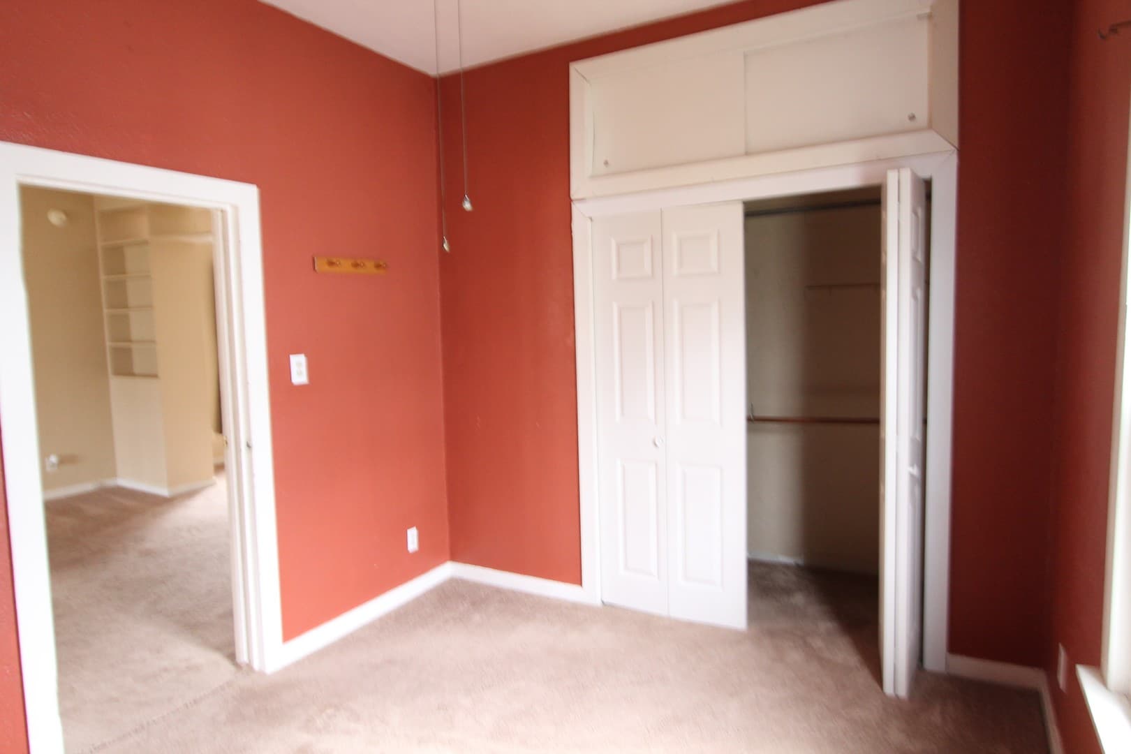 Muncie House: 2000 N Glenwood Ave.
