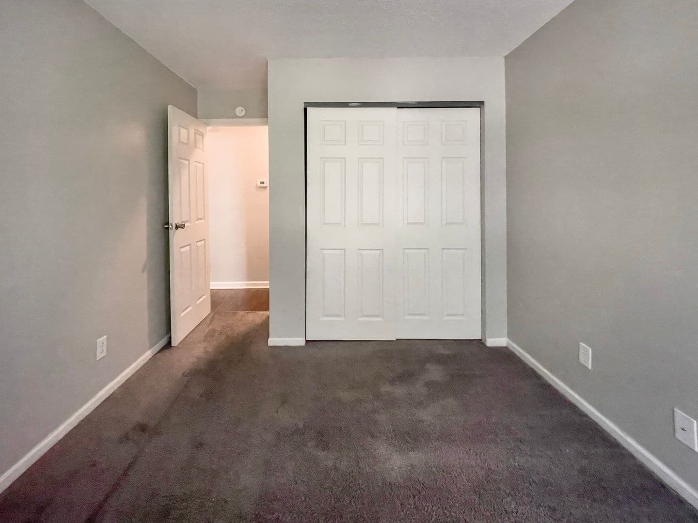 Muncie Apartment: 1001 W Wayne Street #208