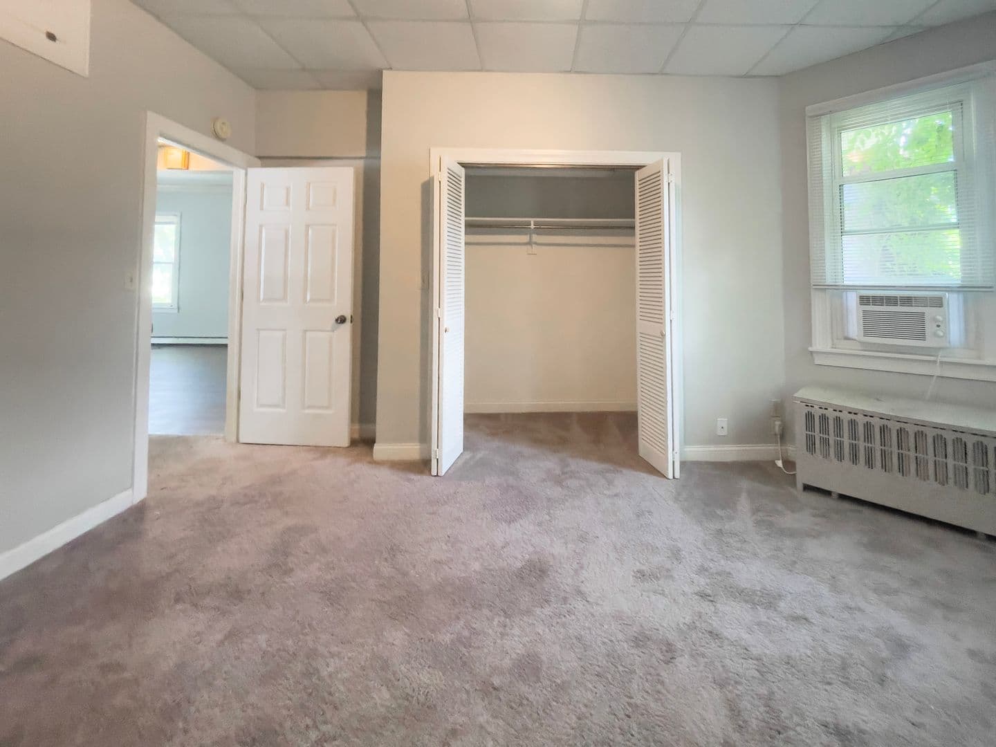 Muncie Apartment: 805 W. University Ave. #3