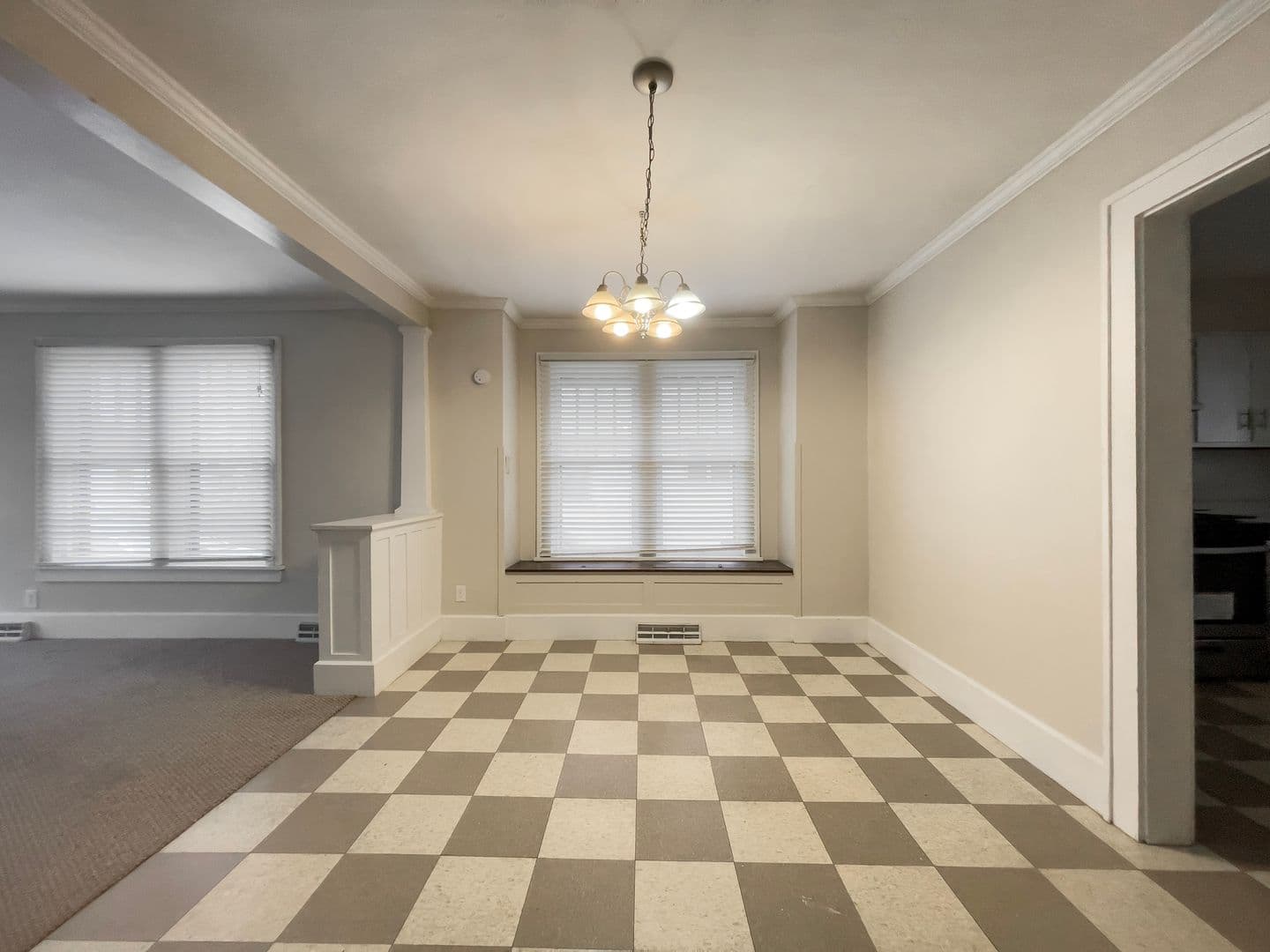 Muncie House: 215 S. Talley Ave