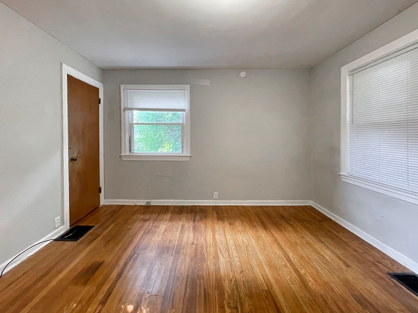 Muncie House: 301 N Tillotson Ave.