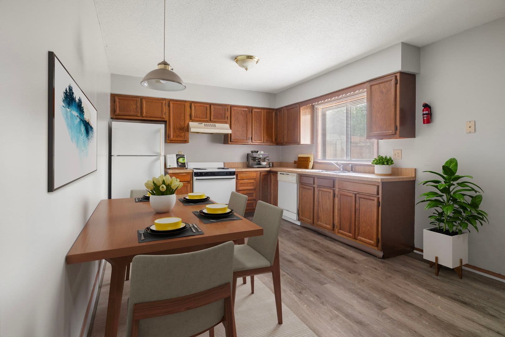 Muncie Apartment: 3909 N Franklin St