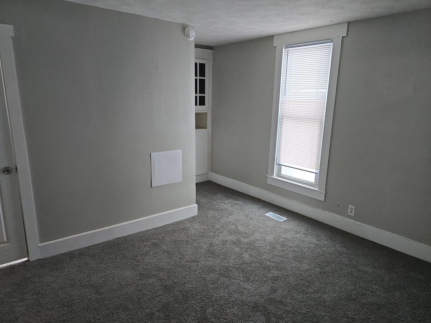 Muncie House: 808 N Jefferson St