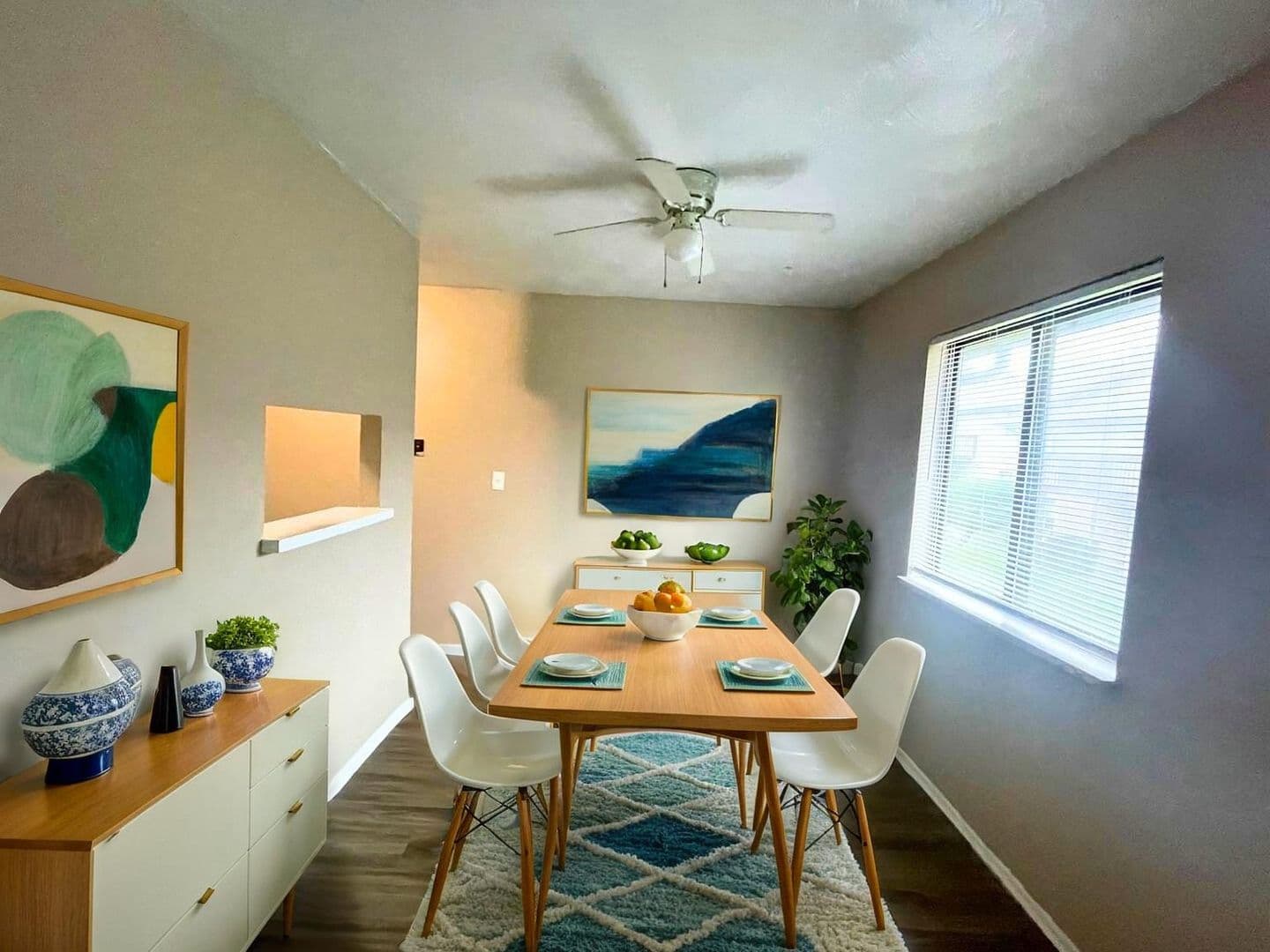 Muncie Apartment: 720 W Centennial Ave.
