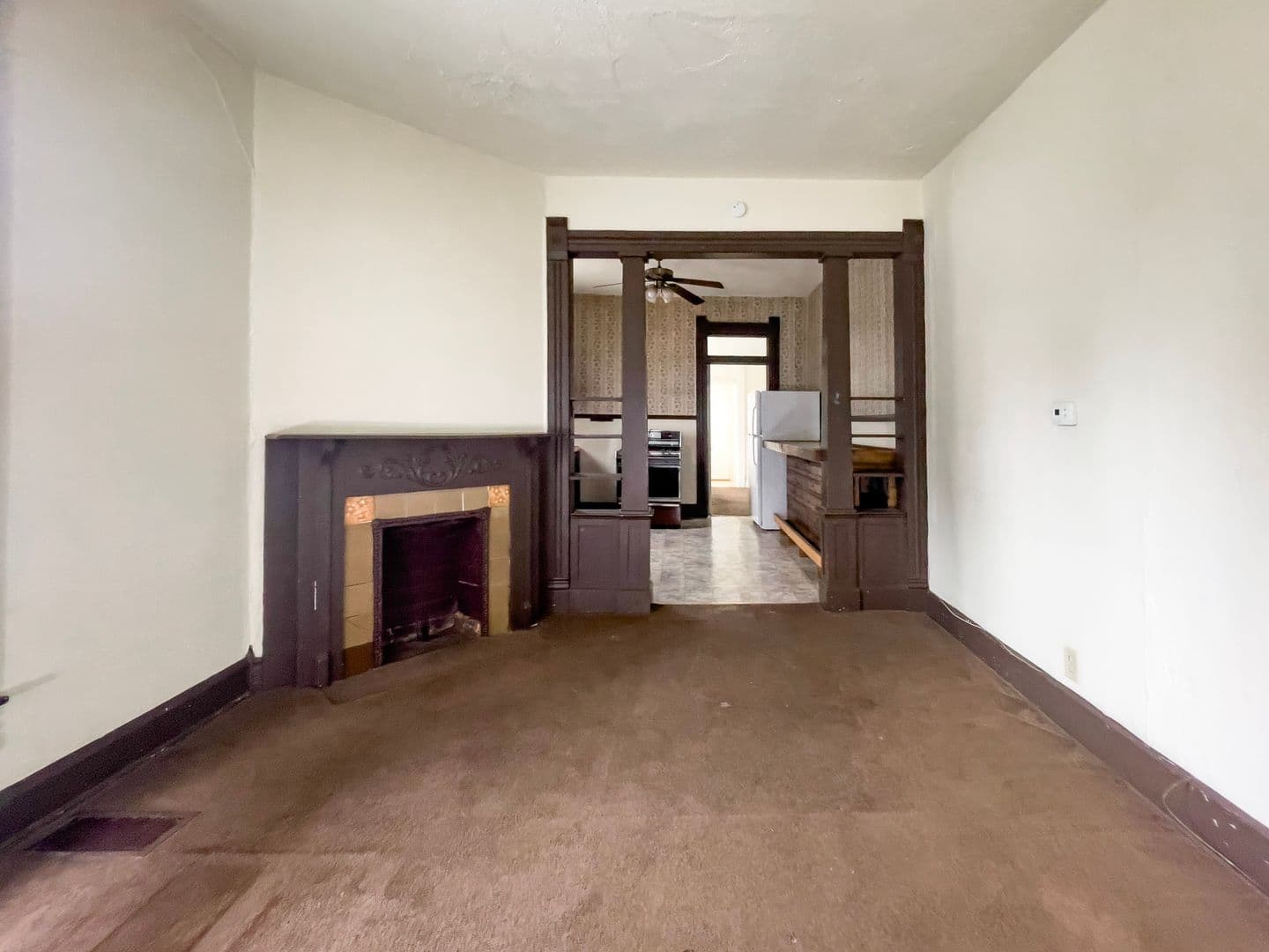 Muncie Apartment: 826 W Ashland Ave